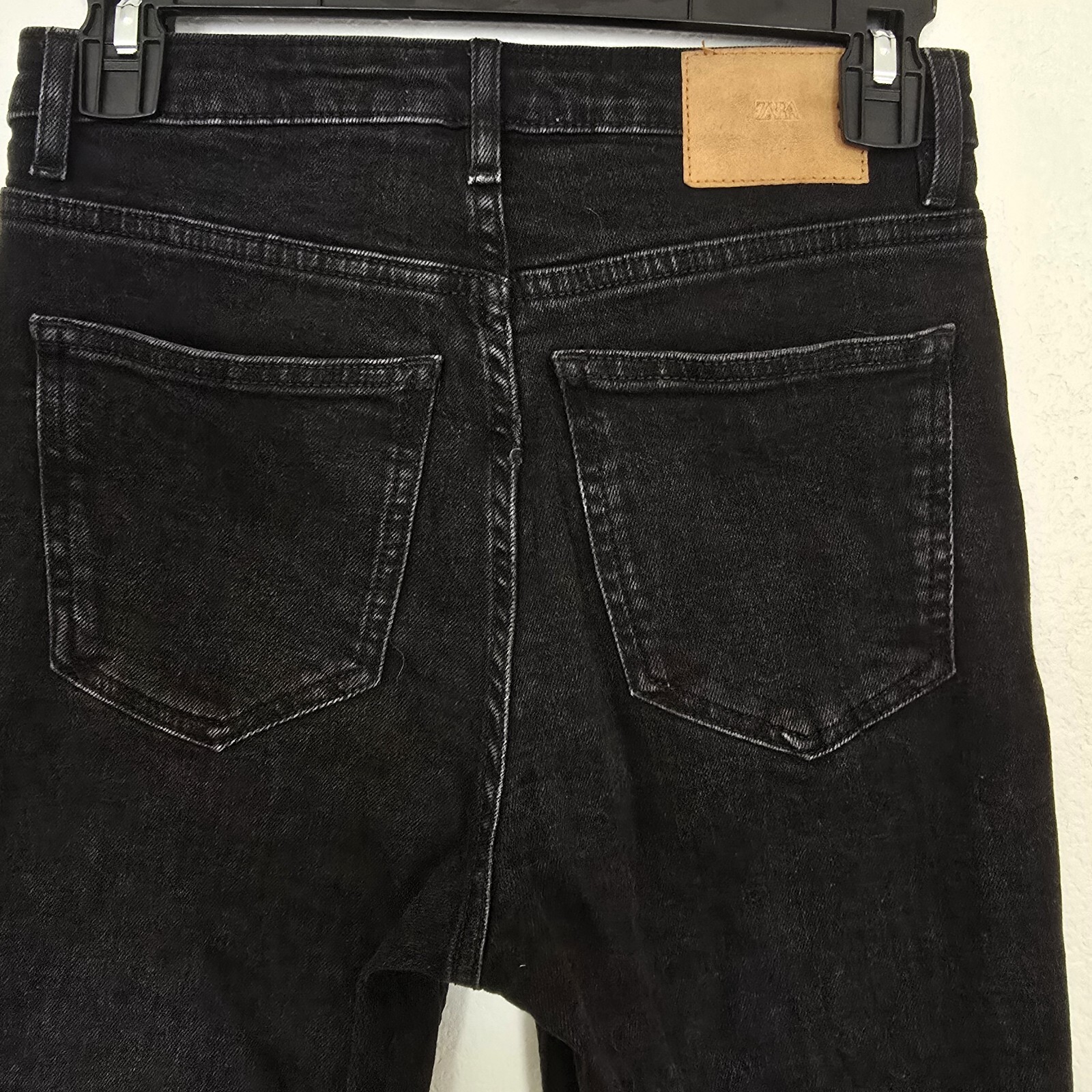 Zara Womens 2 Black High Rise Skinny Jeans Split Hem Stretch Denim Pants