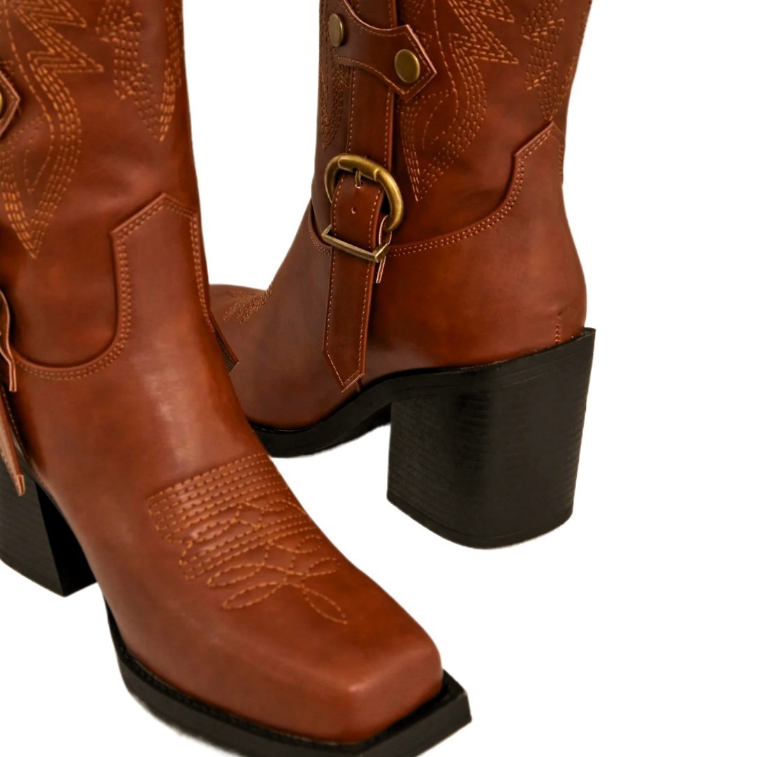 Forever Women’s Brown Square Toe Cowboy Boots Size 8M Chunky Heel